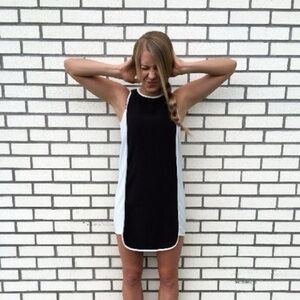 Monteau Chic Monochrome Sleeveless Dress